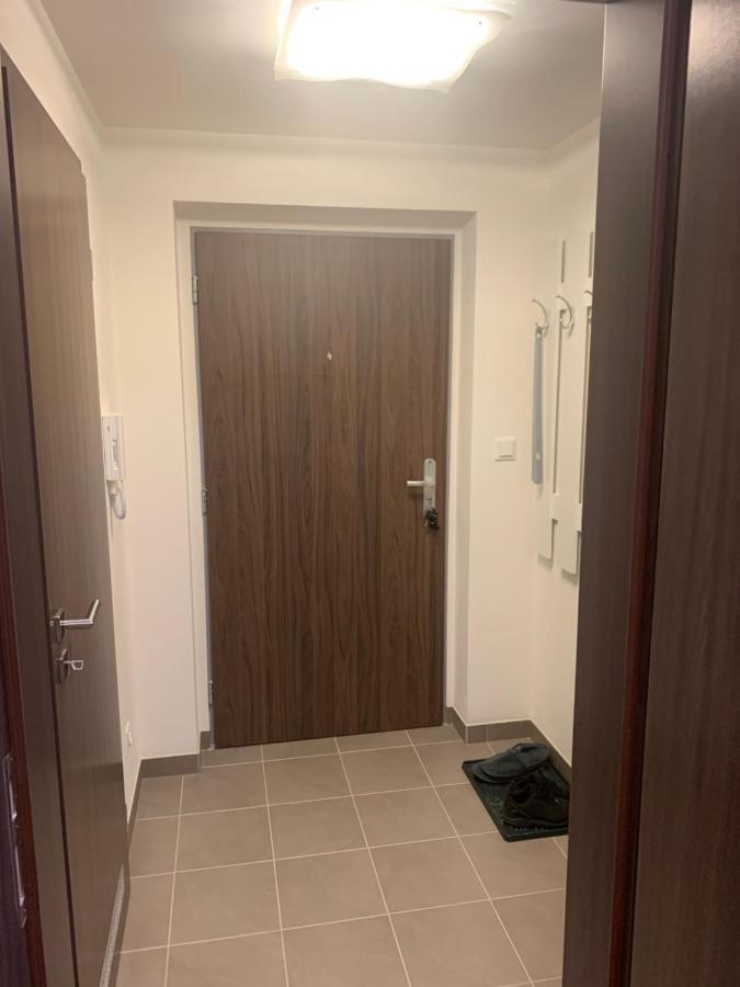 Modern Apartment In The City Center Plzen Exterior photo
